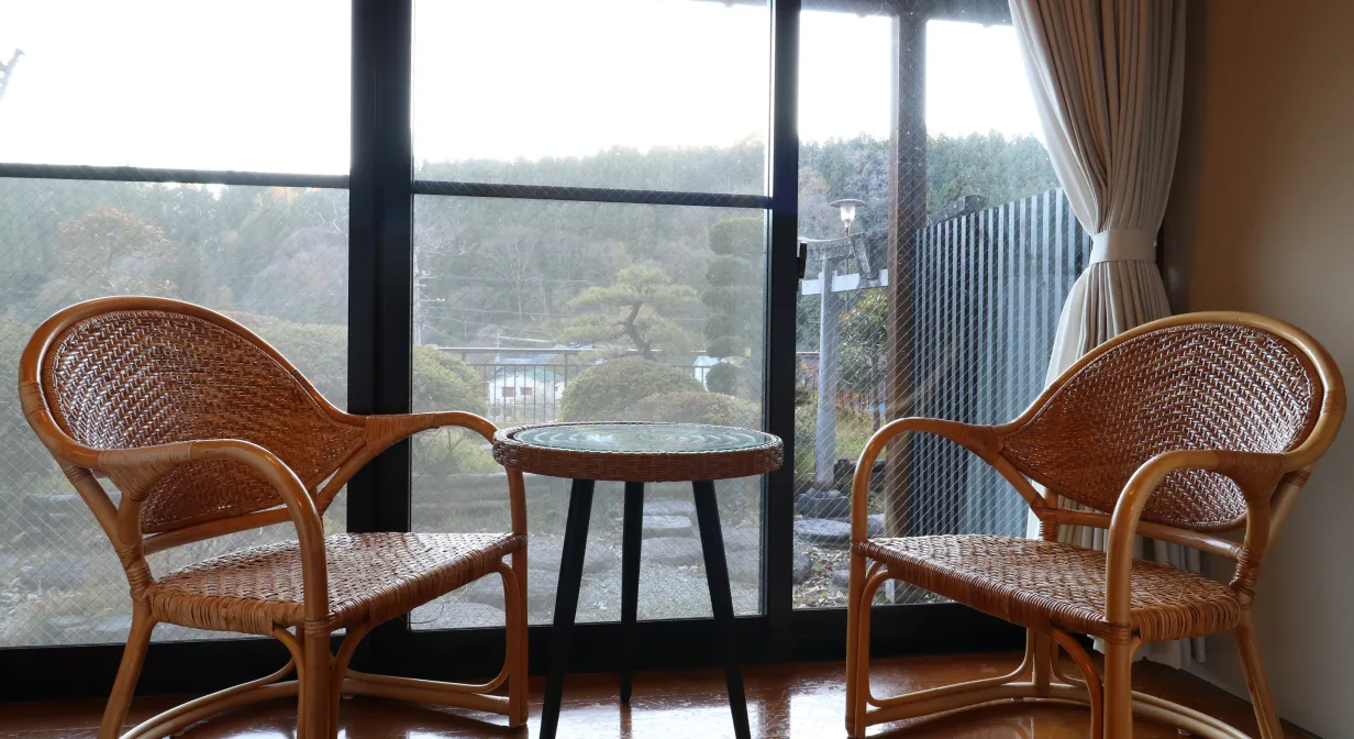 庭園の緑と一体になれる開放感のあるお部屋